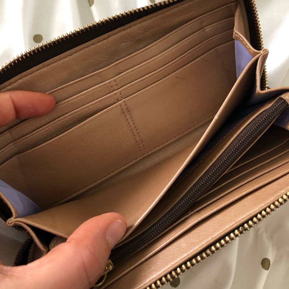 Coach Wallet - Picture 5 of 5